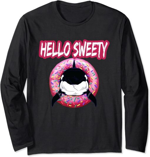 Orca swims with donut Long Sleeve T-Shirt